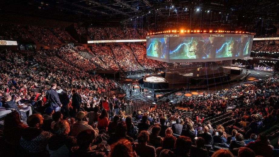 How League of Legends esports data boosts fan engagement and accessibility.